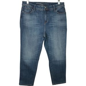 Chico’s So Slimming Girlfriend Crop Jeans Women's Size 10 (Chico's Size 1.5)